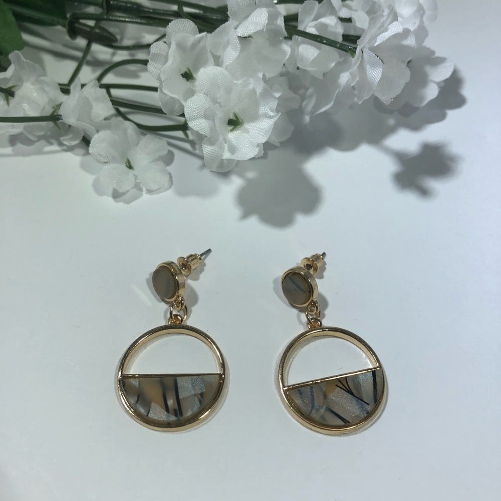 Shanell Earrings 💛💛